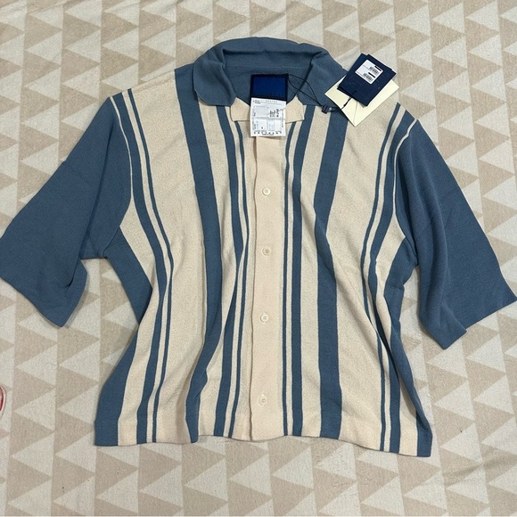 Document
Intarsia Knitting Stripe Sweater in Blue - Picture 5 of 8
